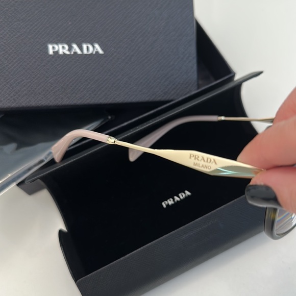 PRADA GLASSES - Picture 3 of 6